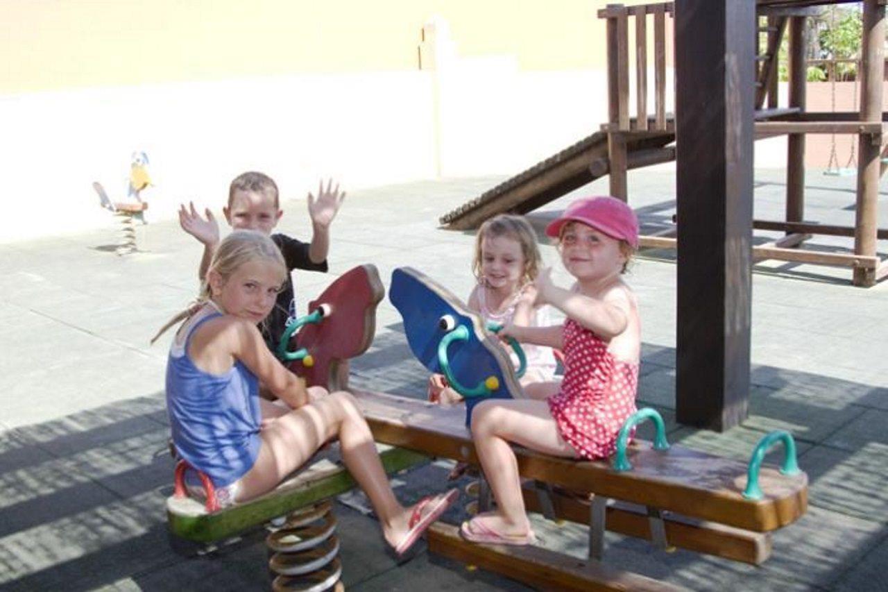 Oasis Papagayo Sport Resort Corralejo Bagian luar foto