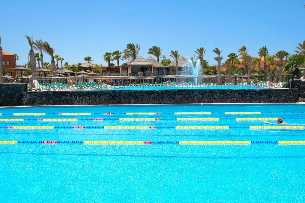 Oasis Papagayo Sport Resort Corralejo Bagian luar foto