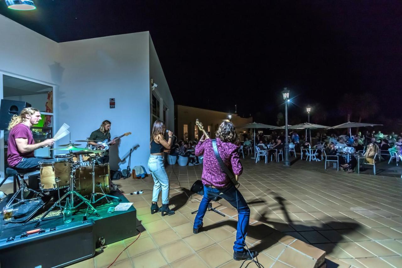 Oasis Papagayo Sport Resort Corralejo Bagian luar foto