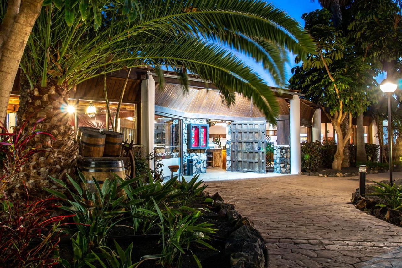Oasis Papagayo Sport Resort Corralejo Bagian luar foto